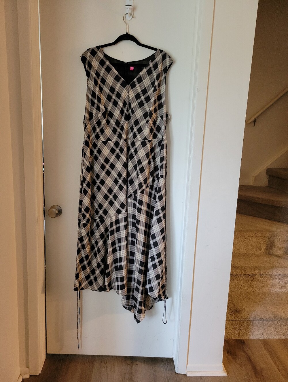 Vince Camuto Black and Cream Plaid Sleeveless Dress